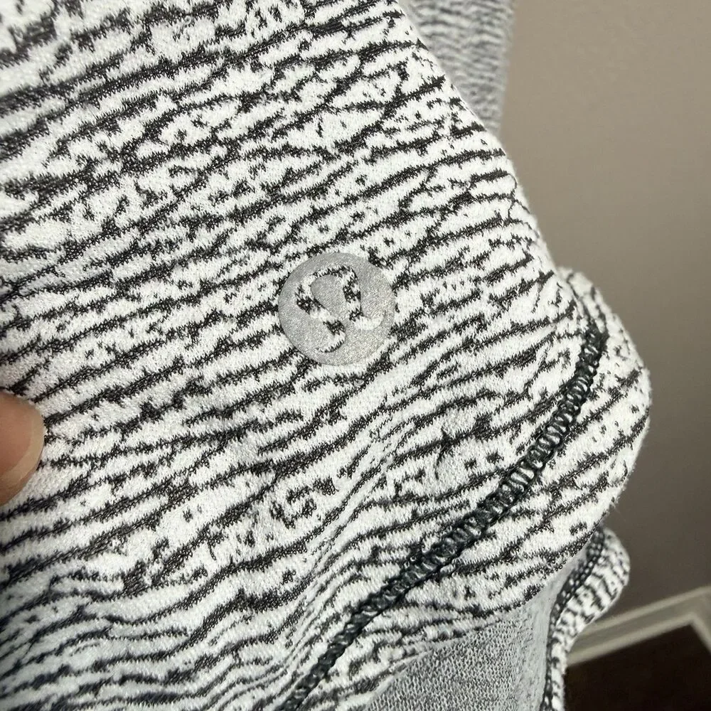 lululemon athletica measurements please